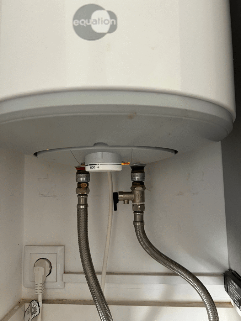 Termo acumulador canos